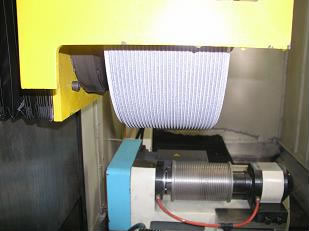 杭機轉向(xiang)齒條數控強(qiang)力成形磨床(chuáng)助力汽車工(gong)業