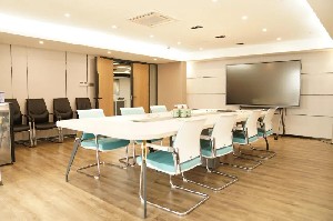 杭(háng)機股份(fen)總部辦(bàn)公環境(jìng)