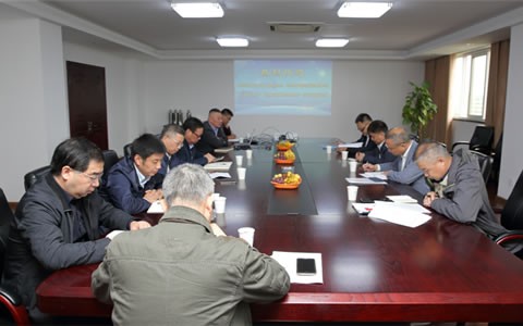 中國機(ji)床工具(jù)工業協(xie)會常務(wù)副理事(shì)長毛予(yǔ)鋒率隊(duì)調研杭(hang)機