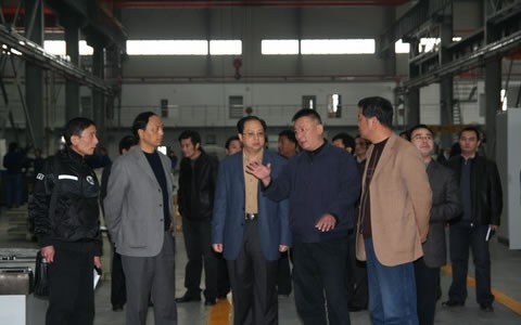 杭(háng)州市臨(lín)安市領(ling)導來公(gōng)司調研(yan)