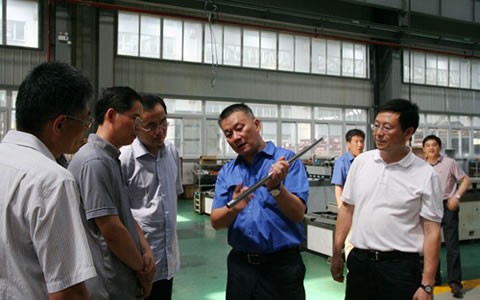 省經信委李上葵(kuí)總工程師來杭機(ji)調研考察