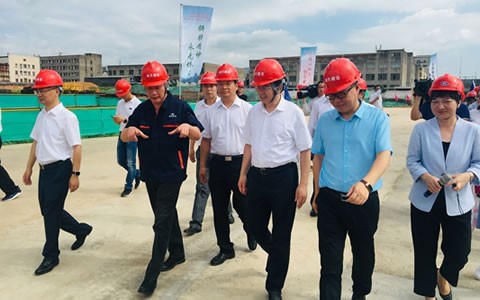 金華市市(shì)委書記陳龍視察(cha)杭機新廠區建設(she)情況