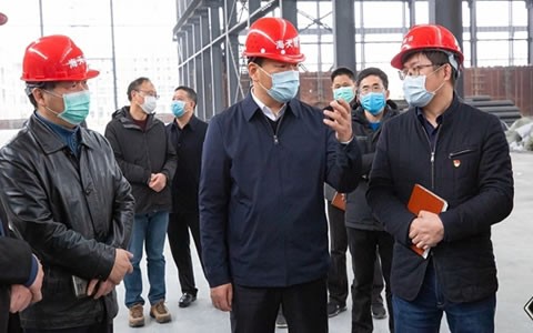 浦(pǔ)江縣委(wei)書記程(chéng)天雲調(diao)研杭機(jī)浦江建(jiàn)設項目(mu)複工情(qing)況
