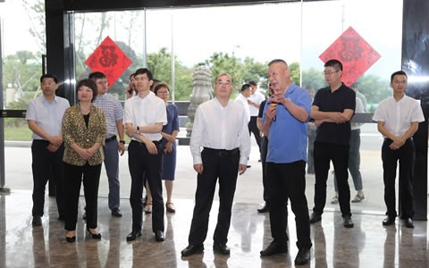 浙江(jiāng)省委宣傳(chuan)部部長朱(zhū)國賢一行(hang)莅臨杭機(jī)考察調研(yan)